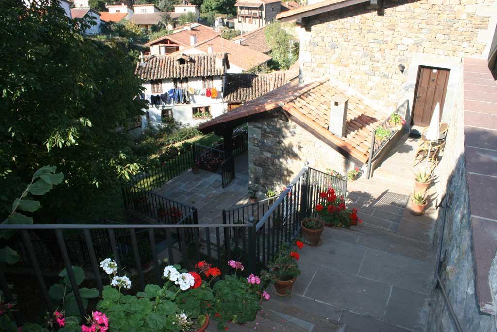 Apartamentos Casa De La Abuela Potes Extérieur photo